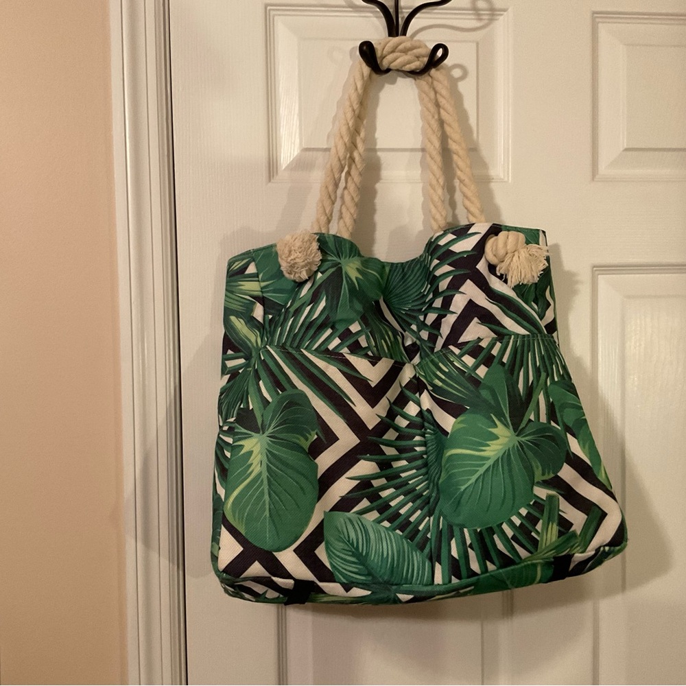Tropical Green Leaf Beach Bag